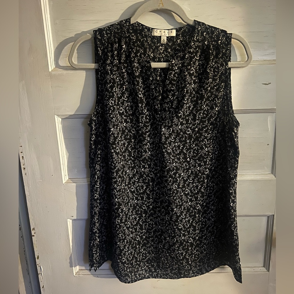☀️Chaus Sleeveless Blouse